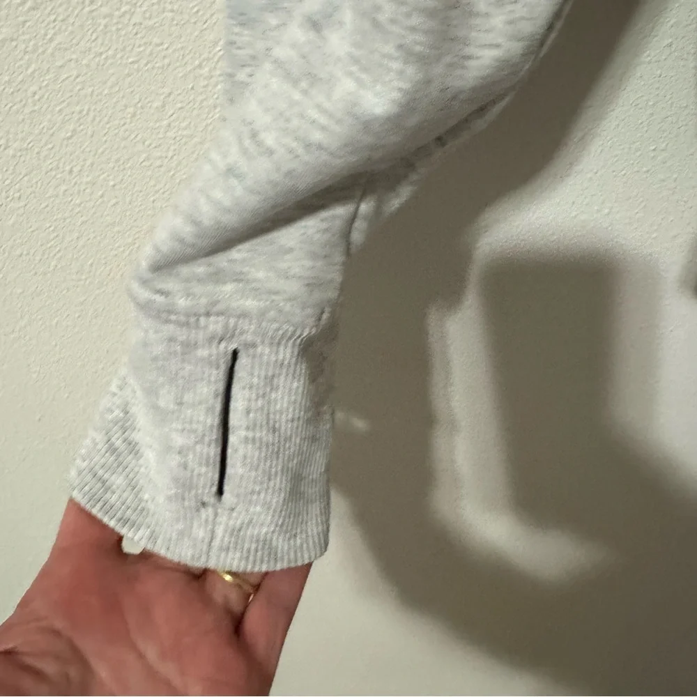 Lululemon Scuba Pullover Heathered Core Ultra Light Grey Workout Athleisure-6